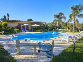 Villa with swimming pool, close to the Selinunte Archaeological Park Marinella